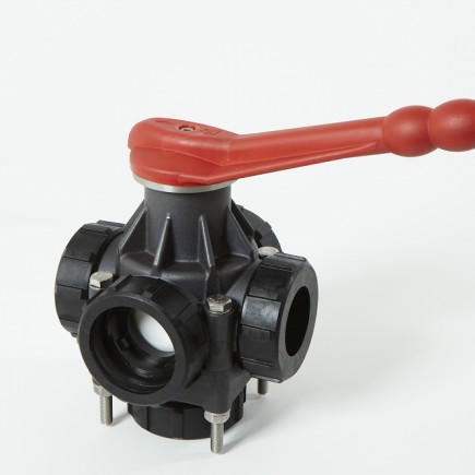 Manual valves are available in a range of sizes in either pressure or suction format